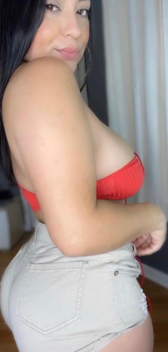 I’m a professional hooker available for out call and in call services I’m a professional hooker available for out call and in call services