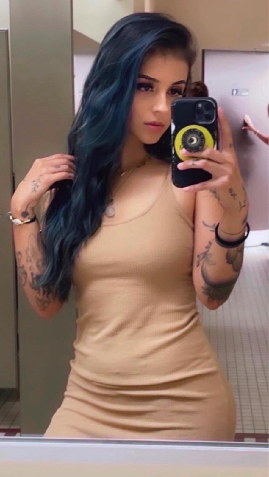 Snapchat: across9939 am available right now 🔥Hott$exy Classy and Wet💦and🍆 Snapchat: across9939 am available right now 🔥Hott$exy Classy and Wet💦and🍆