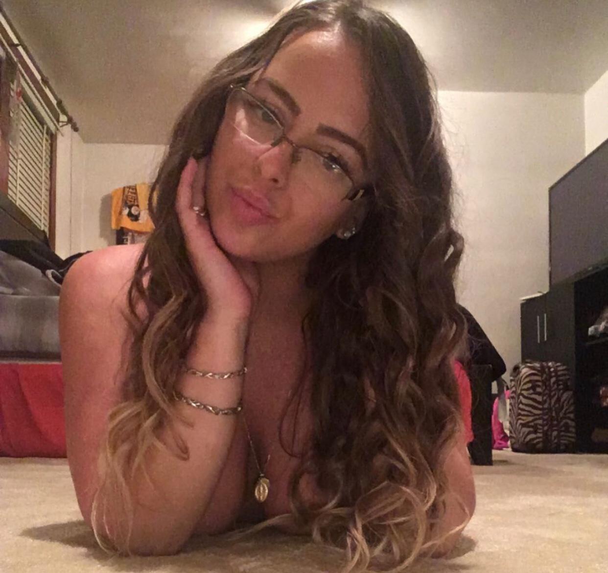 You want a squirting horny lady? ππ¦ Iβm available for all your sexual services You want a squirting horny lady? ππ¦ Iβm available for all your sexual services
