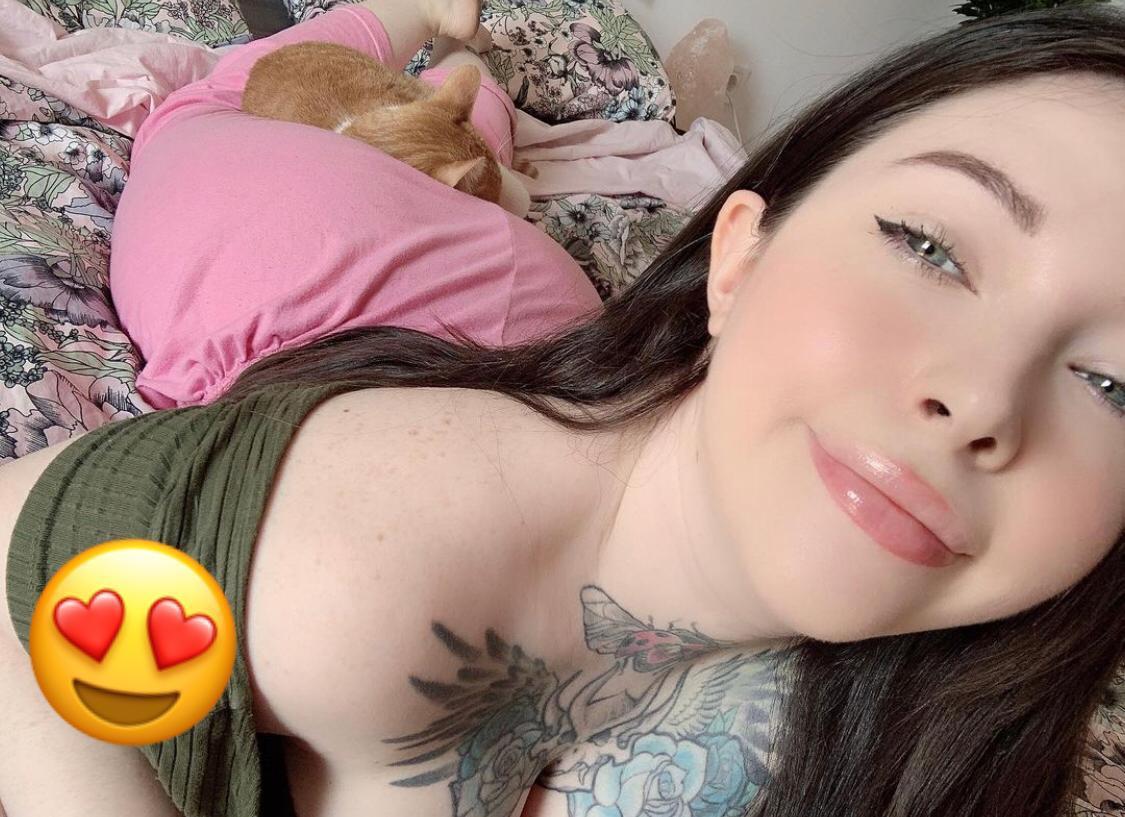 Let’s have some hard core sex Let’s have some hard core sex