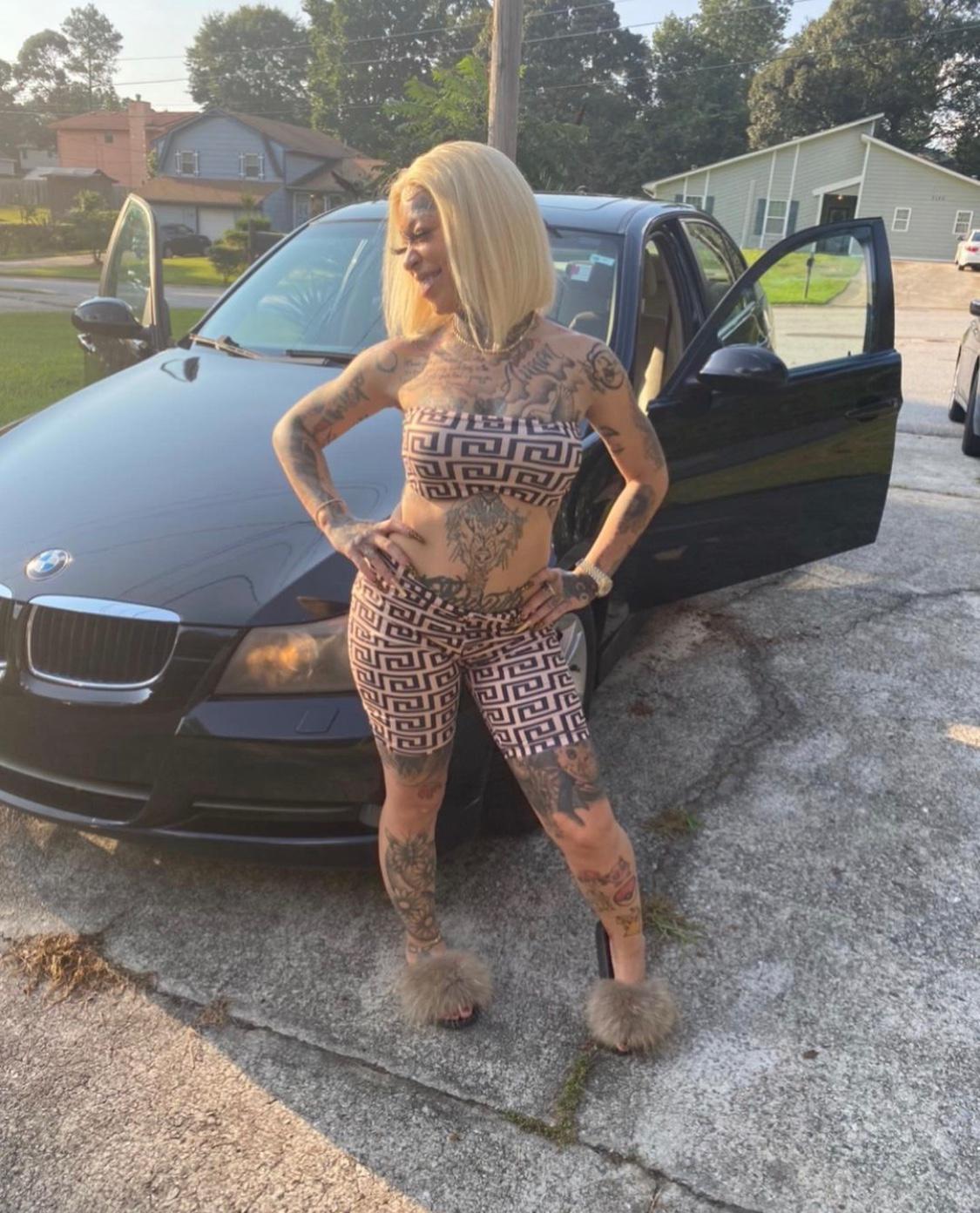 HMU Mature Minds Only “Escort Hookup” HMU Mature Minds Only “Escort Hookup”