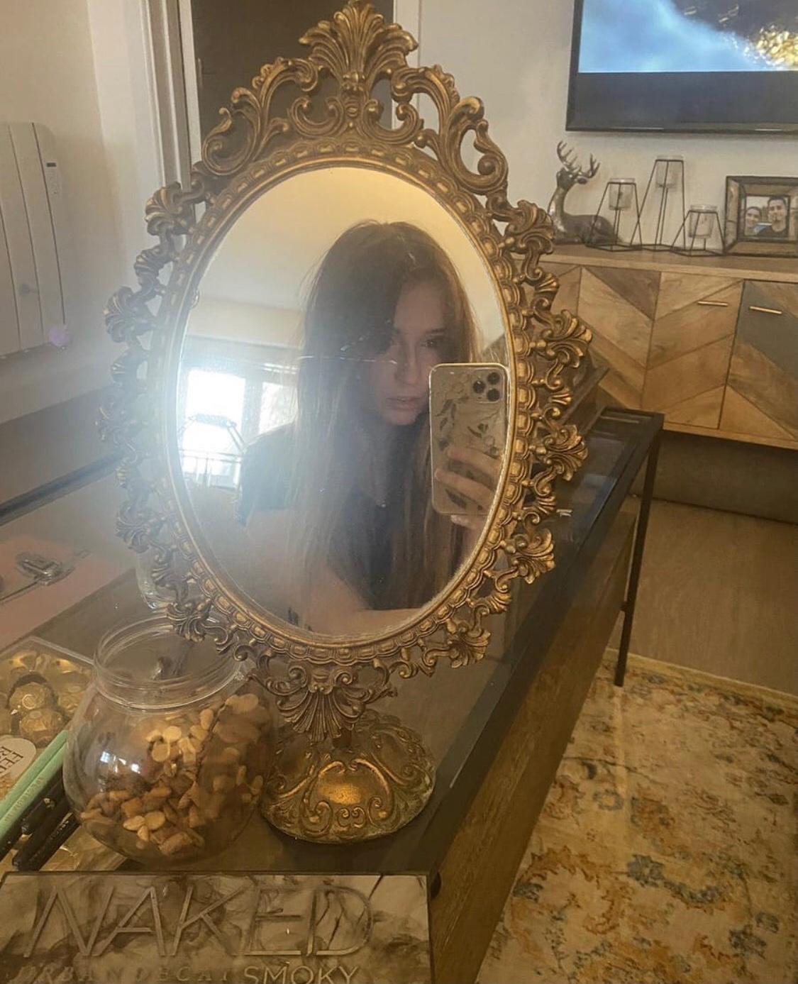 Available to have fun and party🎉❤️ Available to have fun and party🎉❤️