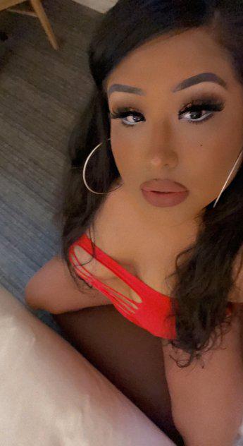 PARTY GIRL NICKII PARTY GIRL NICKII