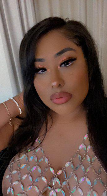 PARTY GIRL NICKII PARTY GIRL NICKII