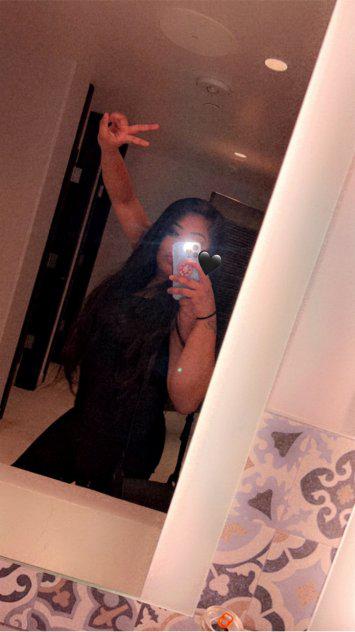 PARTY GIRL NICKII PARTY GIRL NICKII