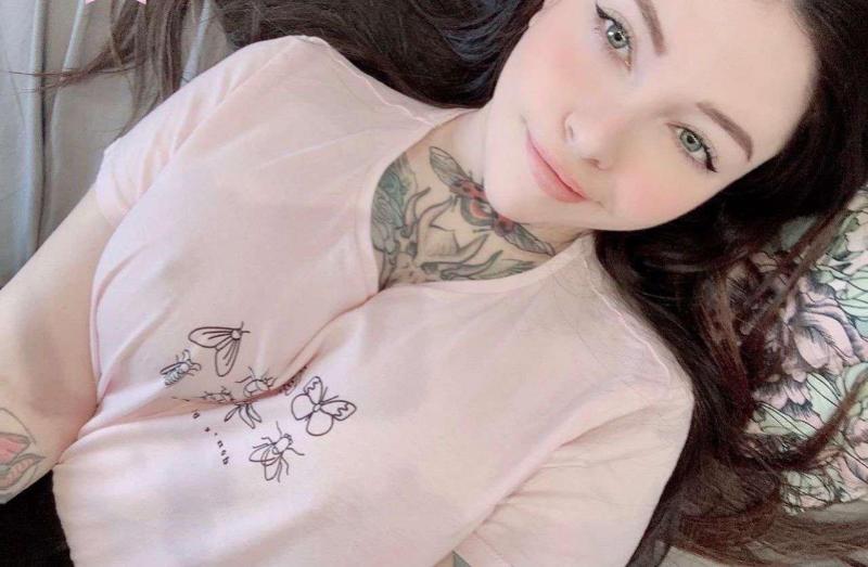 🍑🍆 DOWN TO fuck hit me up on (586) 722-6260 or on Snapchat Anitatessy21