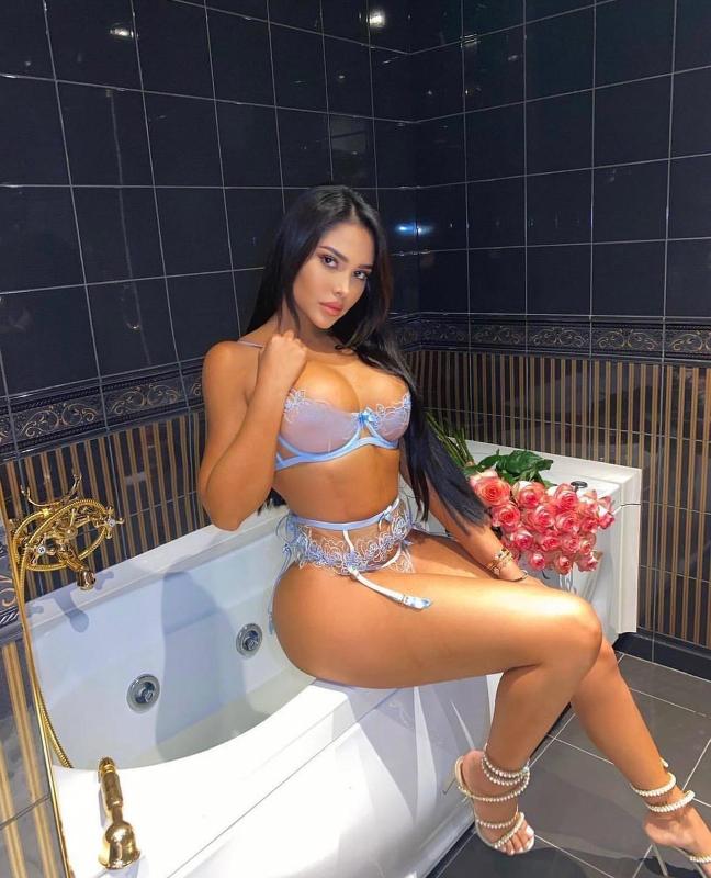 *I WANT YOU SO DEEP IN ME🥵💖💦🍆*