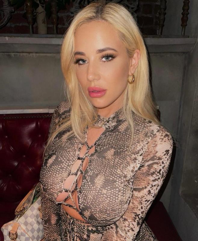 Escort Available to meet