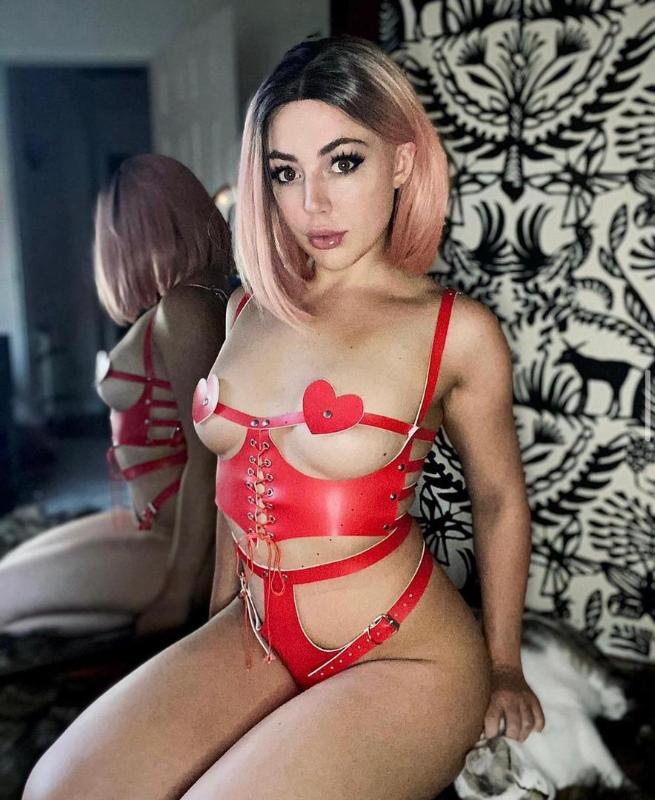 Text me i’m available for hookups (707) 238-0621