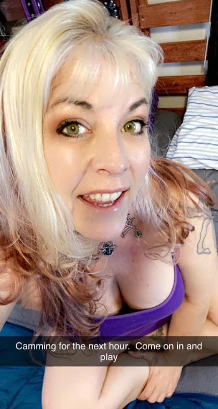 A SNACK YOU WOULD LOVE 💦👅🤤🍆 text me or message me on WhatsApp 0422 849 409