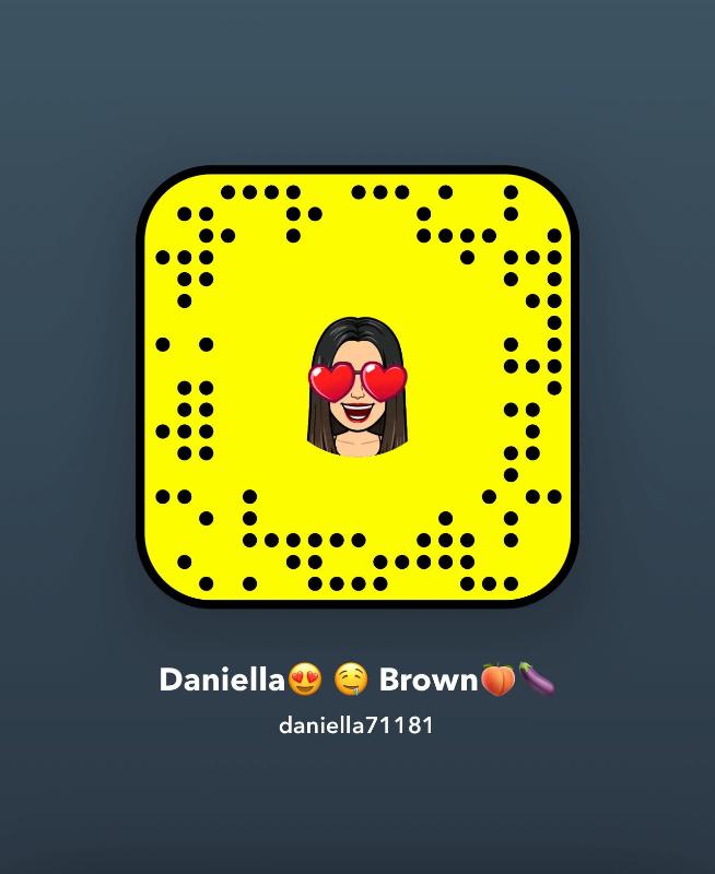 HMU for hook up in and out call car (913) 349-0184 Snapchat daniella71181