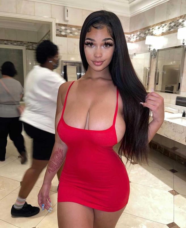 I’m available for hookups Phone 📱 (561) 320-2056 💦🍑