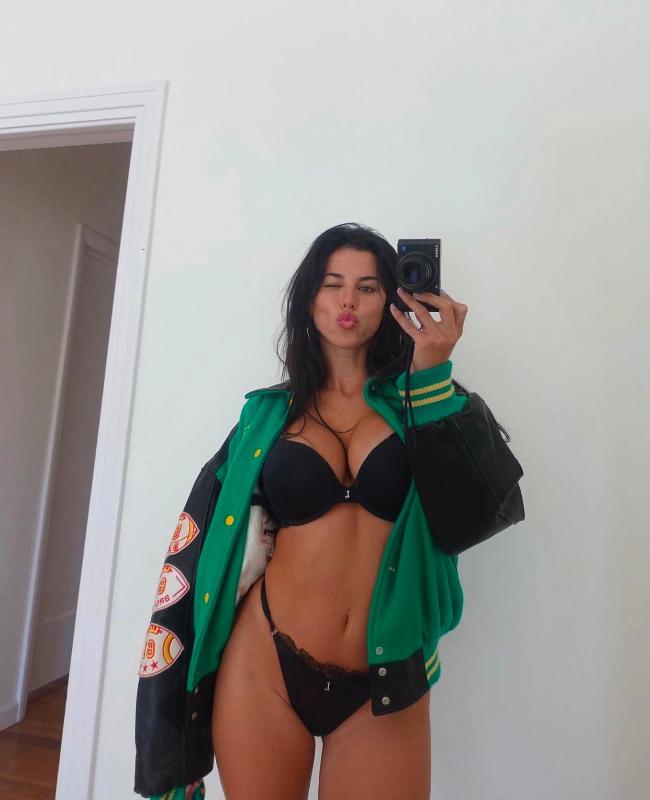 (840) 800-1561 Down to fuck💦👅💋🍆😋