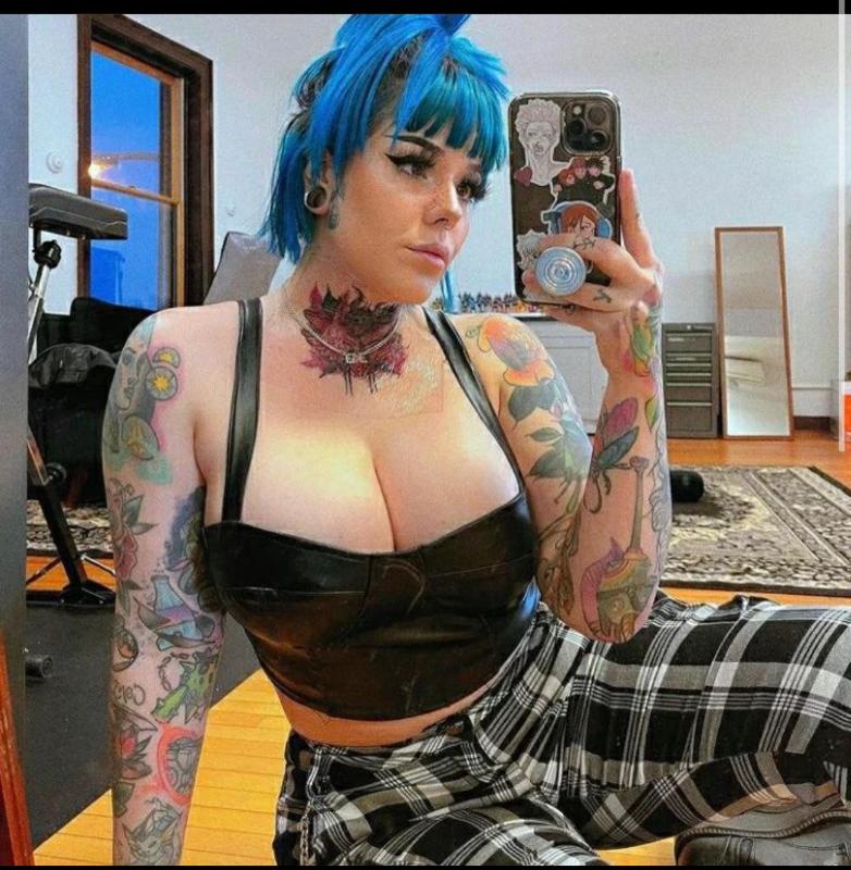 I am available for both incall❤️🥂💋 and outcall🥂💋❤️ services 💋🥂❤️