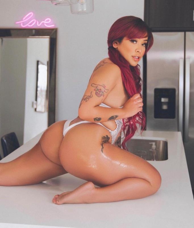 I Offer sex, One night Stand and Naughty FaceTime