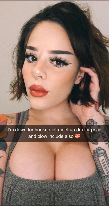 Lets hookup and I will give you a good time of your life by sucking dicks & sex