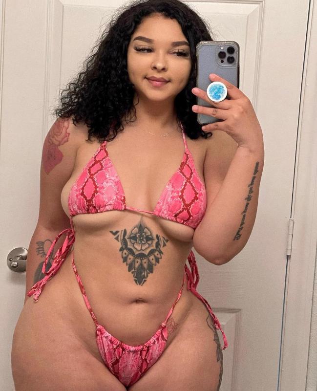 Bad Bitch💦👅but you know I’m Classy🤤😍💯