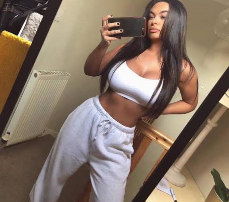 I’m down for fun & naughty stuffs HMU on📱. (225) 900-9253