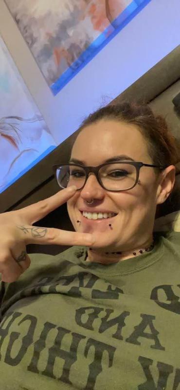 HMU on snapchat @lau-morgan👿👿👅👅 hmu on number 4702086932