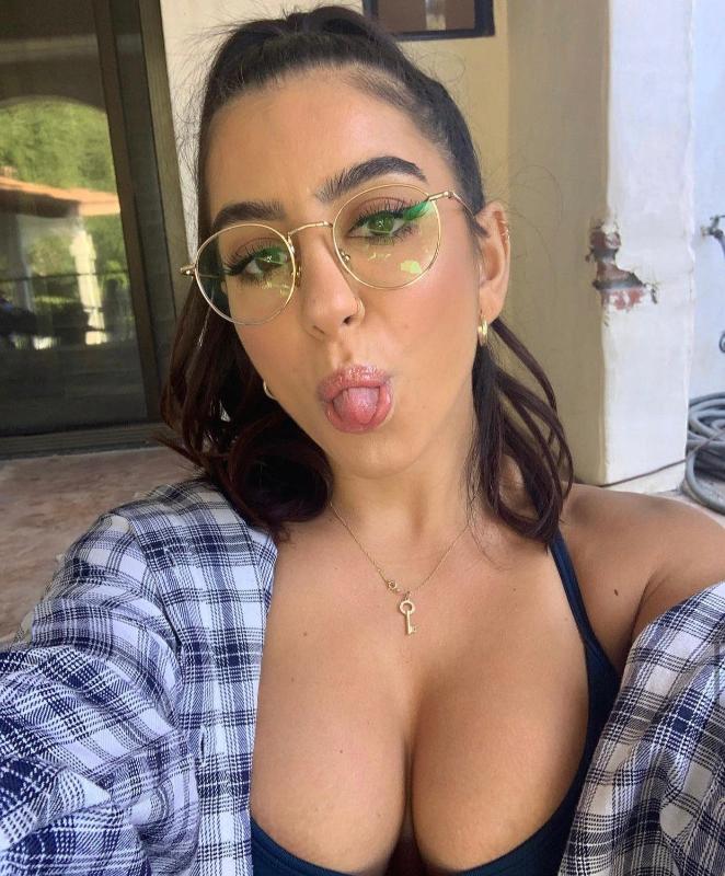 Contact me: Snap me👉paulinestantot✍️📝 or text (838) 800-2228