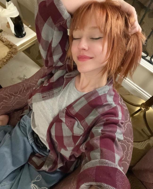 Let me turn your dreams Into reality