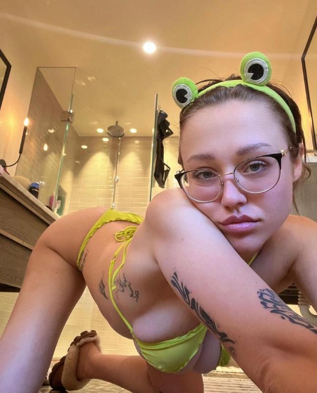 Snapchat: eliza_sexy123 REAL AND READY FOR FUN SERVICE 🍆🍑TEXT (774) 238-7157