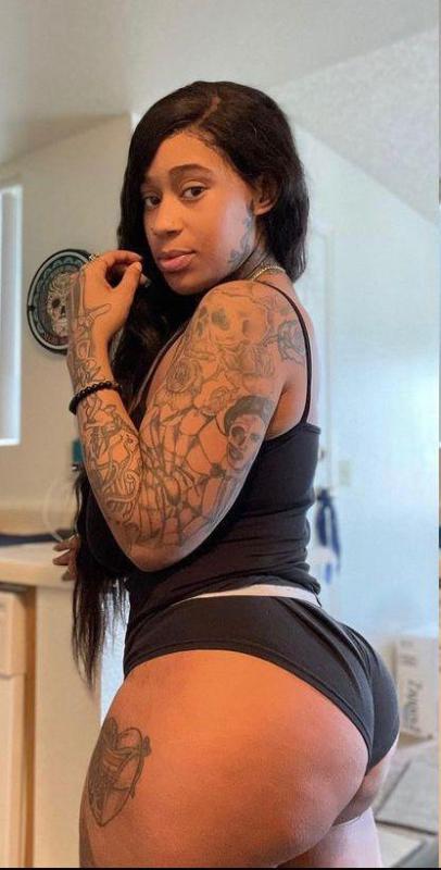 ASAP HOOKUP.. hmu on snap Emily_lynn6150