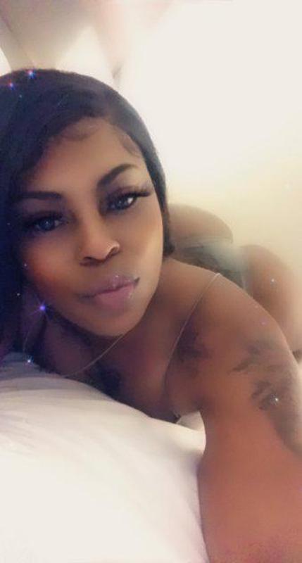 Hey Daddy it's April Cumm Have some unrushed Fun😋🥰😉