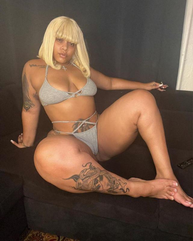 Snap me domini_girl and WhatsApp me for incall and outcall service