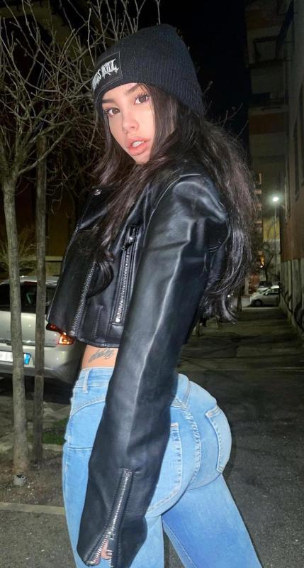 Add me on Snap Angel_mgan5 or text me 678-840-9257 I’m down for all Services 🥰