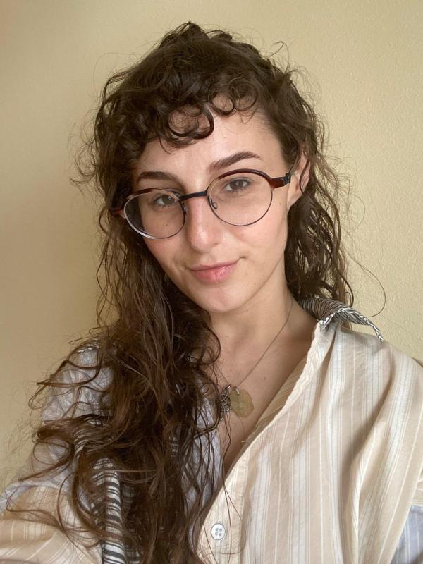 Hey 👋 I’m Doris 💕💕available for hookups just a text away.