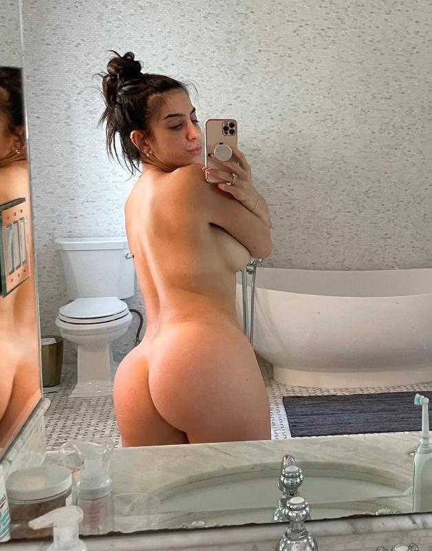 Down to fuck? Text me ❤️‼️❤️🍆💦