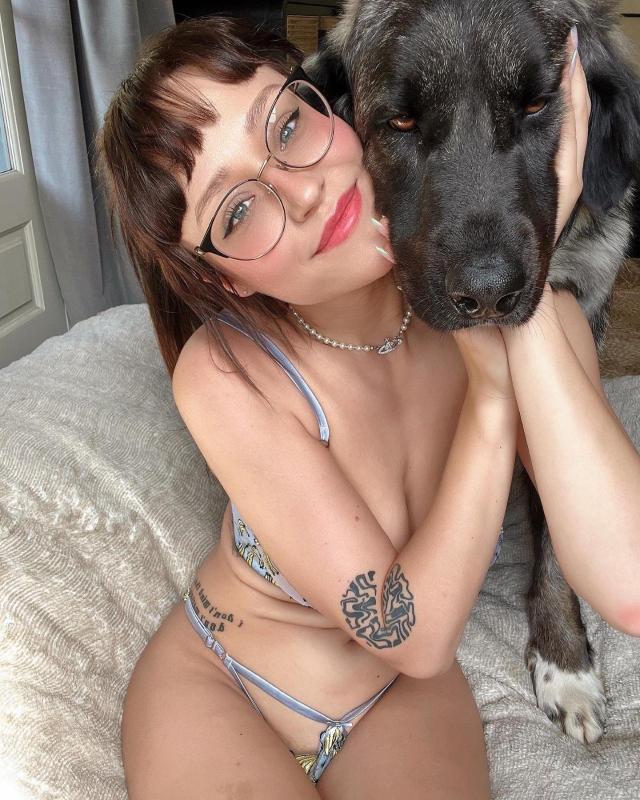 NASTY AND SUBMISSIVE (pay2play)👅🍆💦