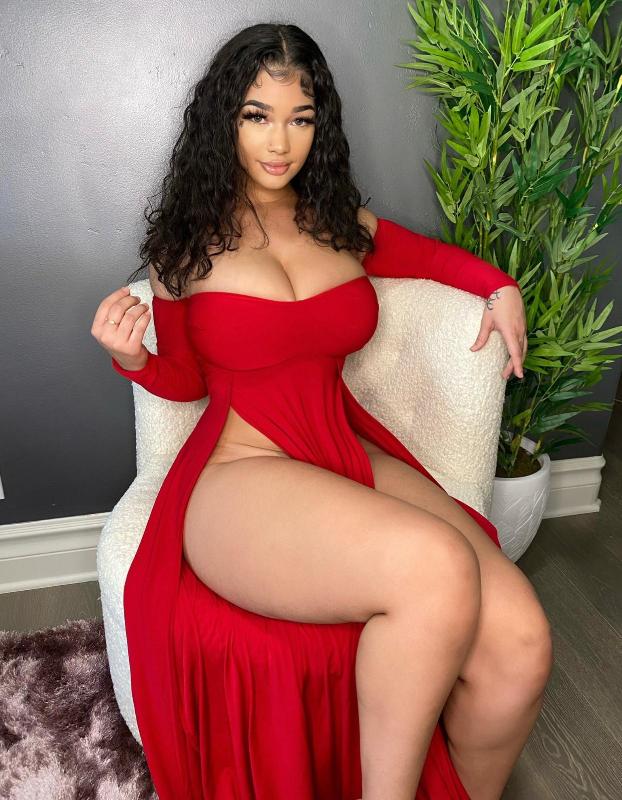 Young sexy queen soft Boobs Juicy Pussy All time ready for Hookup