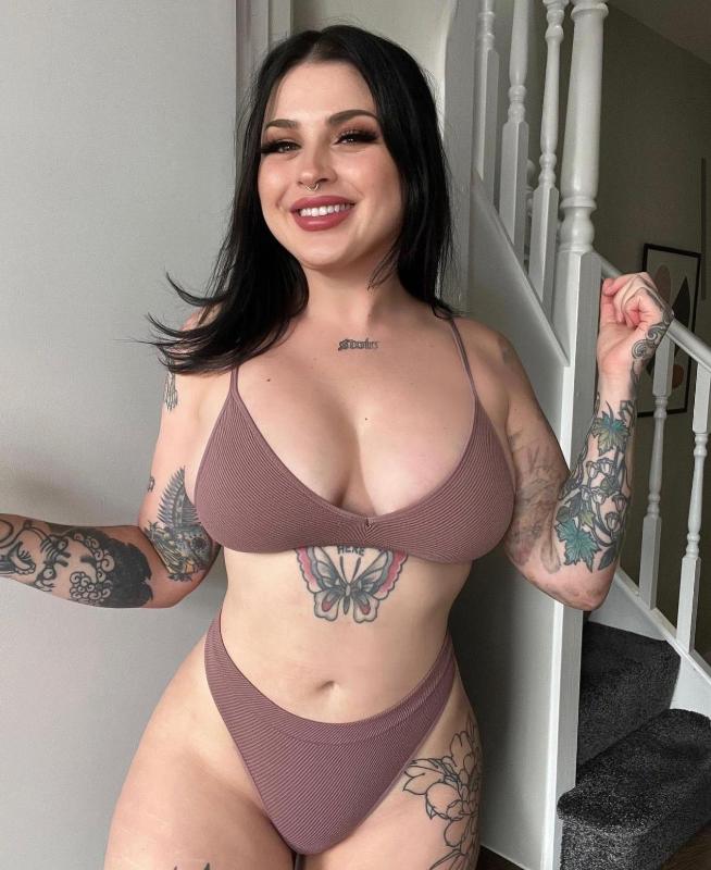 💯 🍆👙❤️Legitimate big 👅💋ass and boobs 👅 girl available for VIP sex🍆👙❤️😘