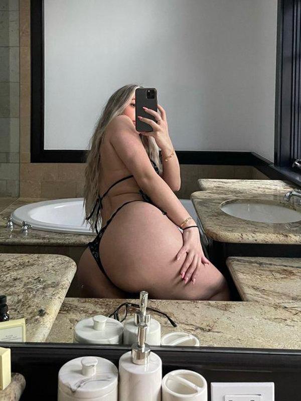 AM AVAILABLE FOR FUN ANYTIME ALWAYS 🇺🇸❤️🇺🇸😍🇺🇸