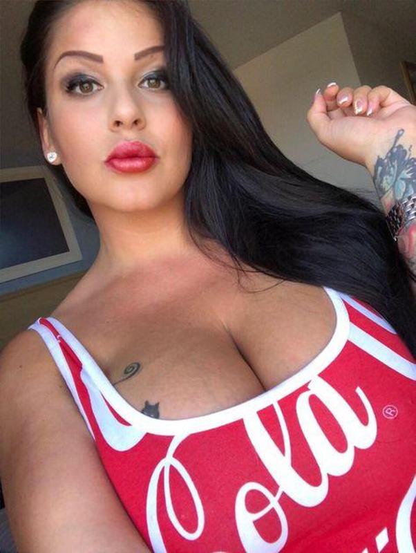 Available for real time fun and hookup for sex both incall or outcall🍆💦🍑