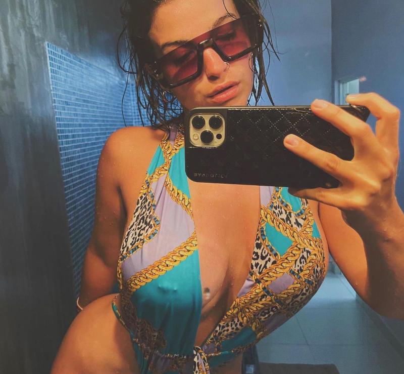 I’m available for fun , incall and outcall available and would you like to meet