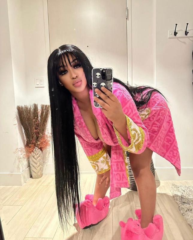 I'm flirty😉 sexy😍 && fun🤪 🔥MY PUSSY IS WET🥰COME AND FUCK ME.