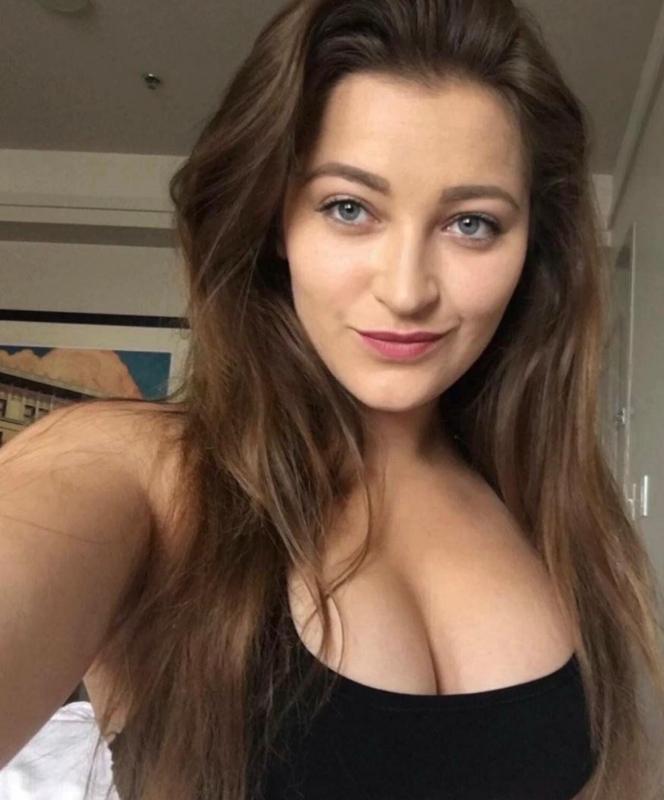 Hey there I’m available to have fun 🍆👅🍆🍆