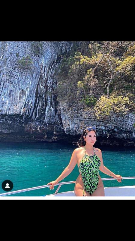 Hit me up for Hook up, Car Meets, Girlfriend Experience, massages etc 💦🍆🍑