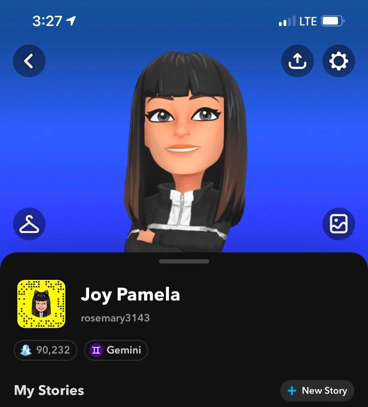 I’M HOT AND DTF 🥵🍑💦