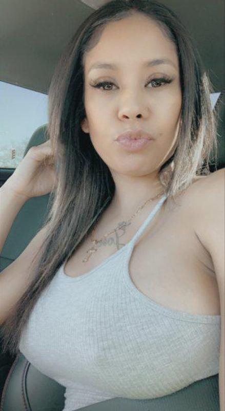 I’m available outcall and incall text 9785847177