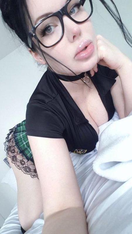 Escort best services call (775) 515-7833 or addsnap: anabelle_jack21