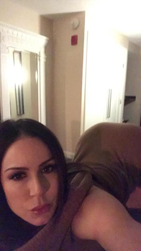 Down for hot and sexy pussy💋👙💦💧