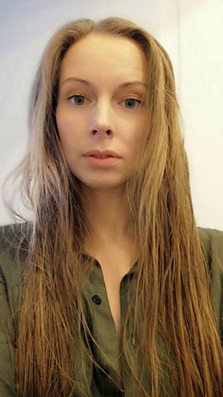 AVAILABLE FOR HOT SEX AND DISCREET FUN