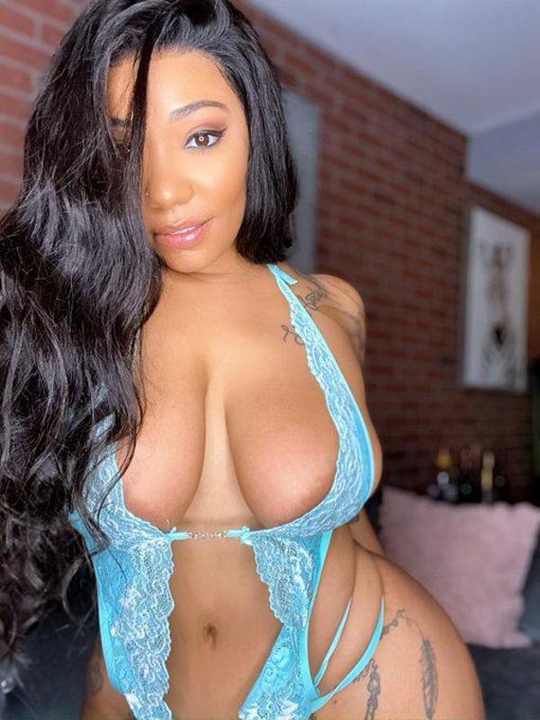 ESCORT AVAILABLE FOR SEX 🍑🫦🤪