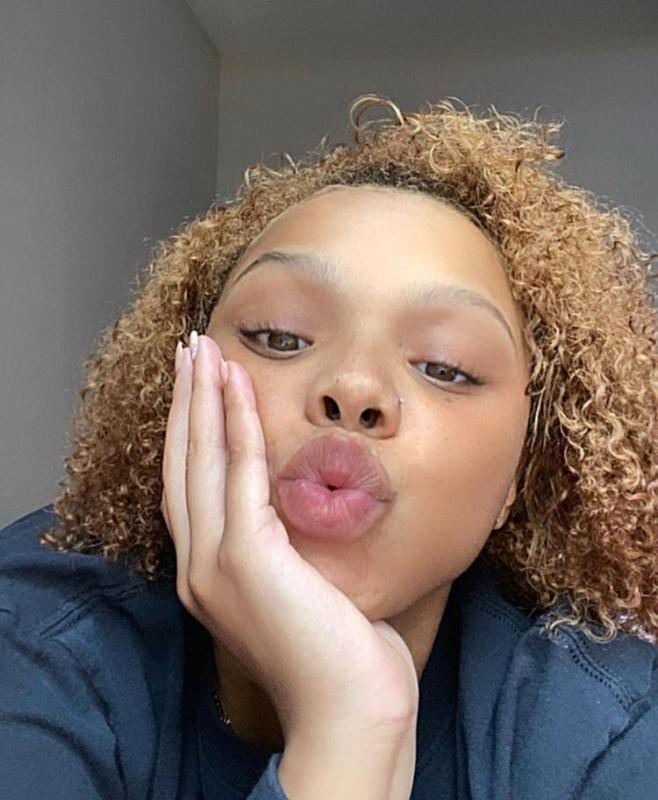 I’m ready to go farther than what your girlfriend and your wife can do, Text me