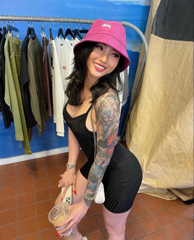 Down for fun and hookup? Massage ? With happy ending