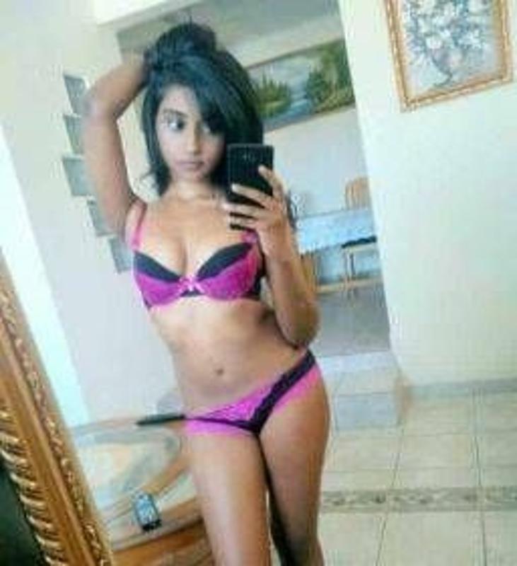 💜 22Y/Old Indian Collage Girl Looking For A Sex Partner 💜 **Downtown** 💜 Special